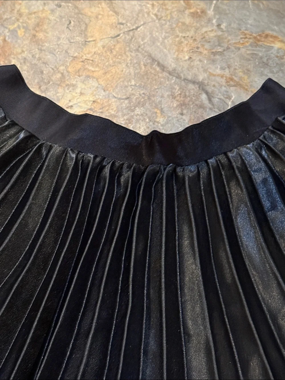 Girls size 8-9Y Black Pleated Skirt H&M